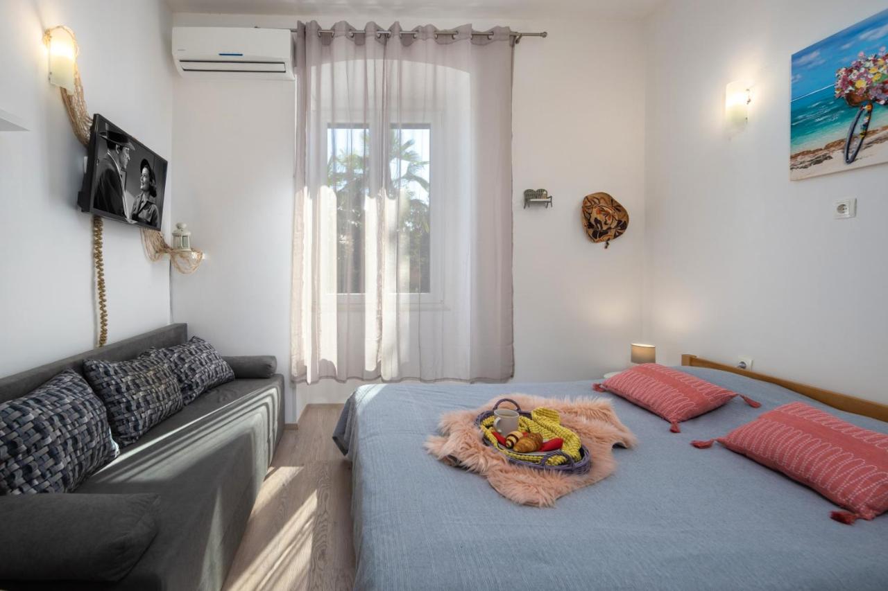 Naval Studio Apartment Rijeka Exteriör bild
