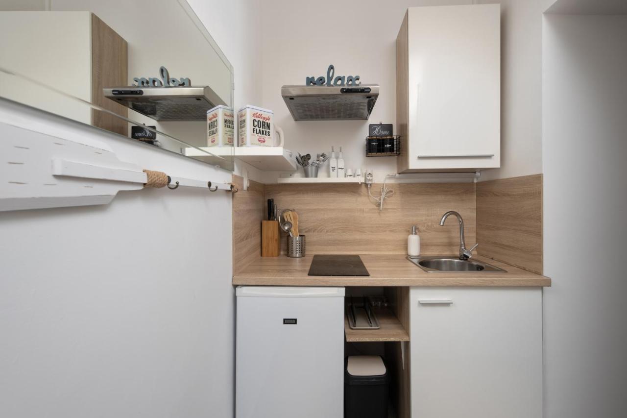 Naval Studio Apartment Rijeka Exteriör bild